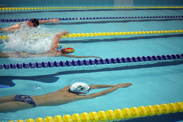 永远的科皇！拜仁在对阵圣保利赛前为科曼补办告别仪式