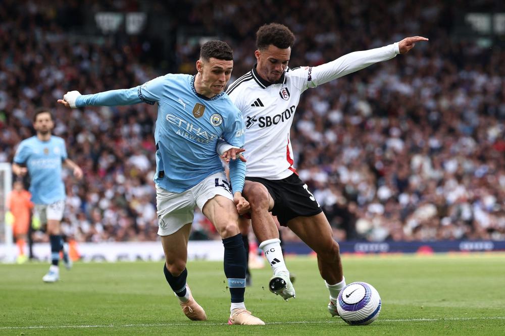 太阳报：狼队球迷团体将在对阵曼联前晚进场15分钟抗议老板