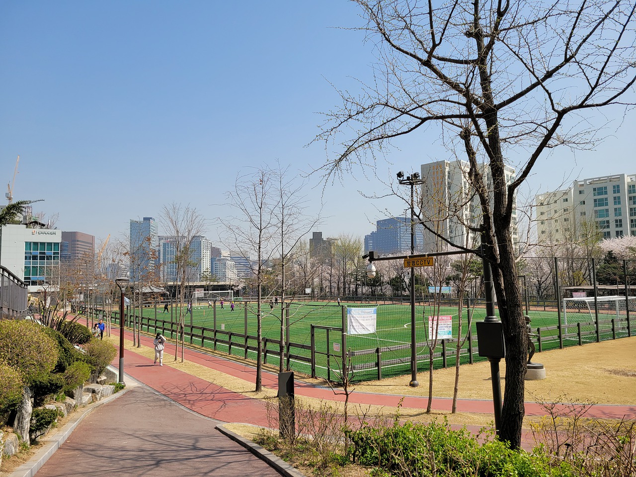 而是一个长 而是一个长